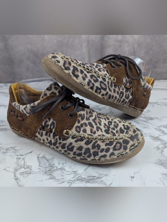Cinch Shoes - Cinch Women's Leopard Print Driving Moccasins Suede Loafers Size 8.5B CCW3016
